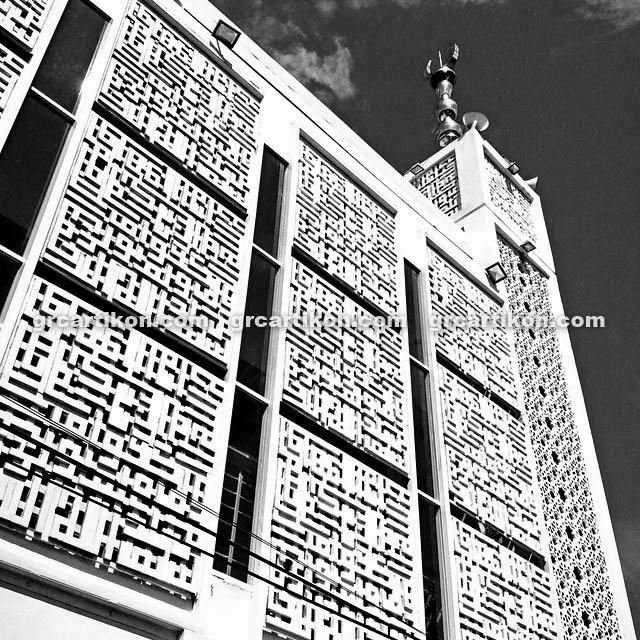 Workshop produksi GRC Artikon Indonesia